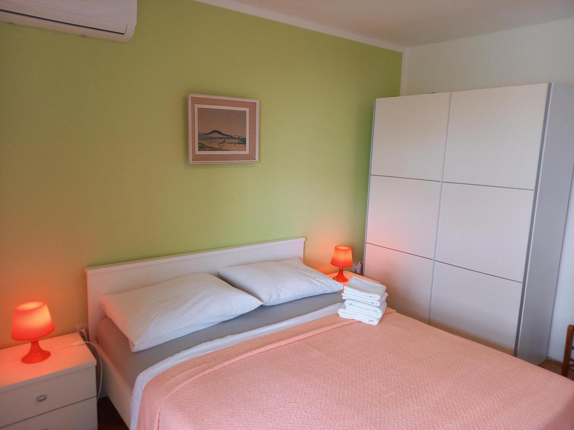 Summer Rooms Baska エクステリア 写真